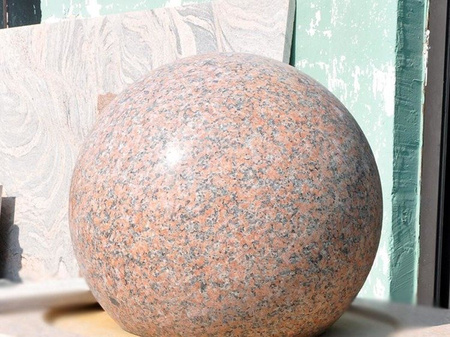 Kula granitowa Maple Red G562 polerowana
